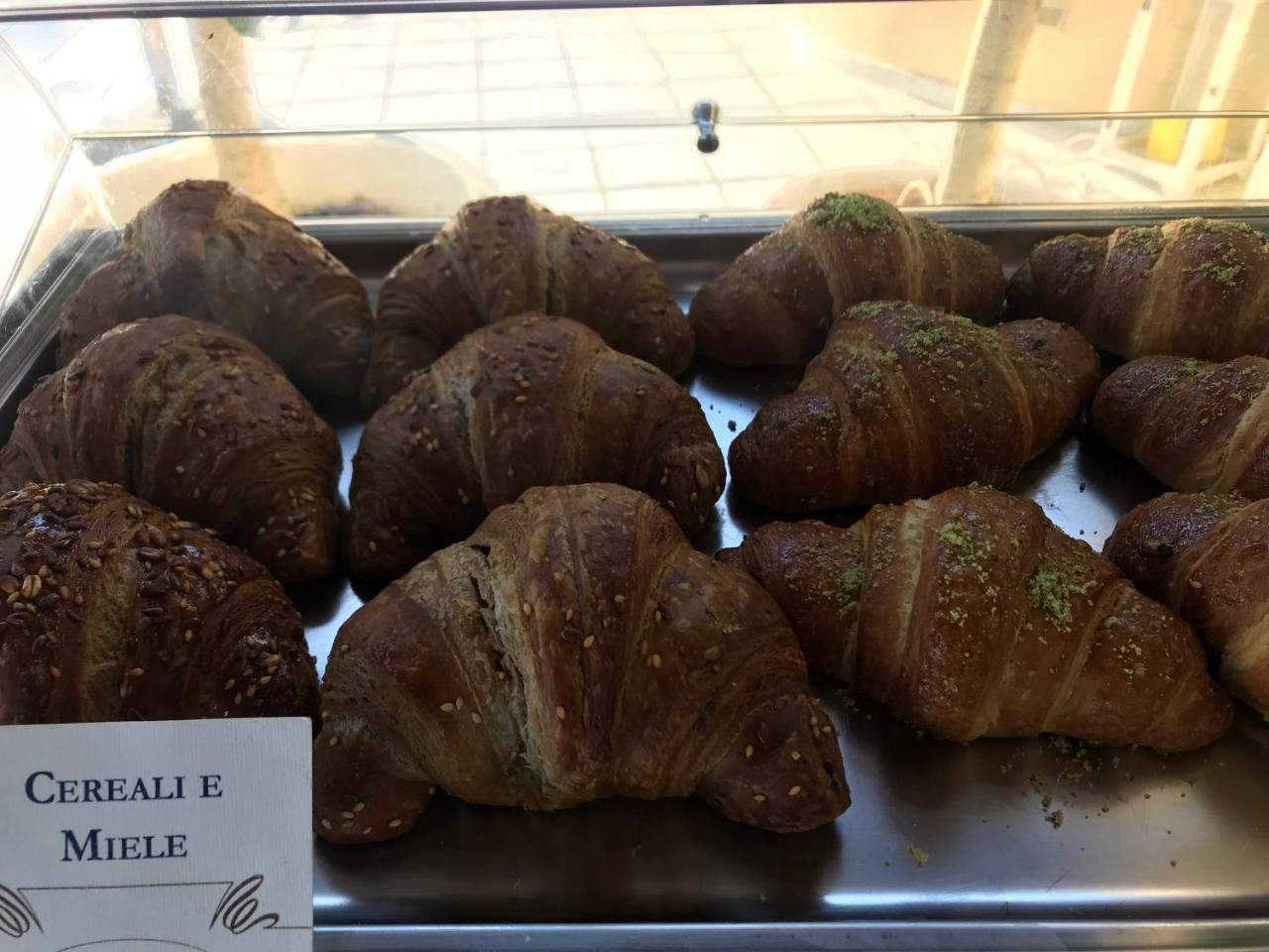 萨玛丽亚酒店 圣斯特凡诺迪卡马斯特拉 外观 照片